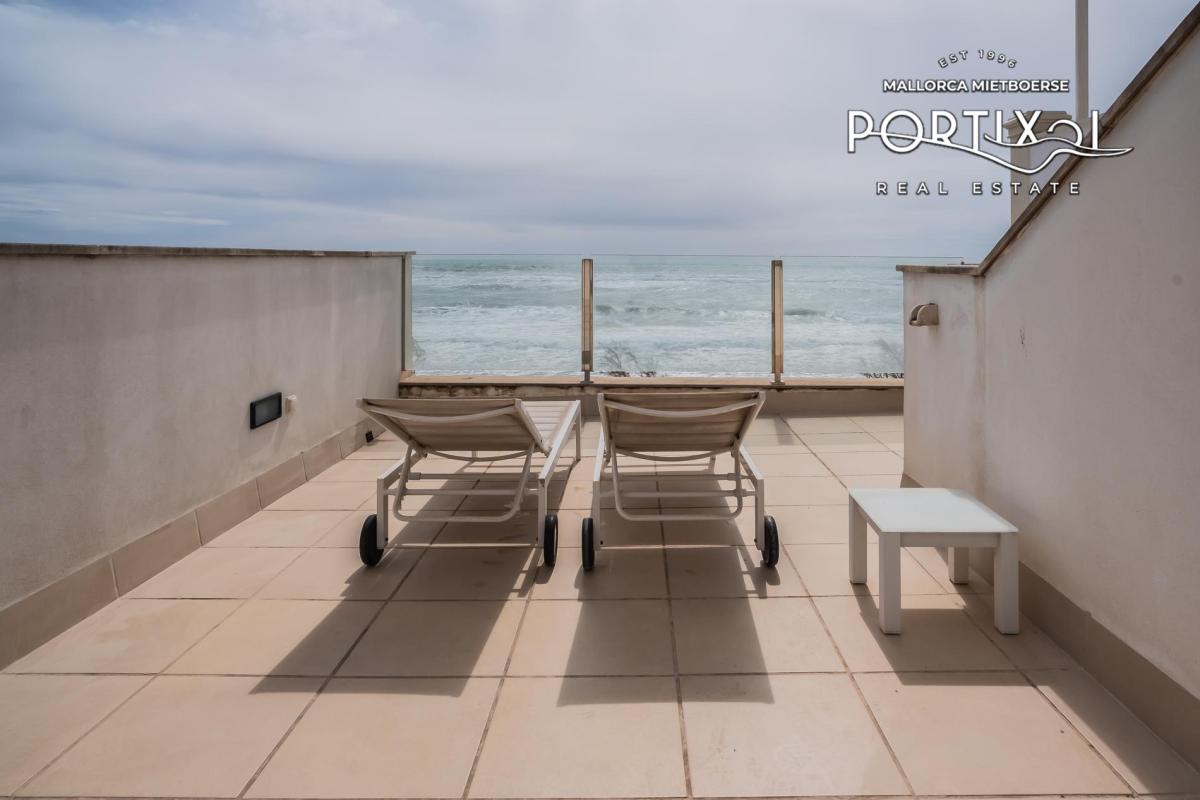 Lujoso chalet adosado en venta en Molinar