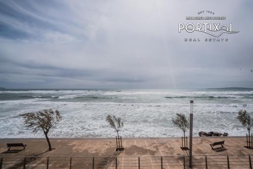 Lujoso chalet adosado en venta en Molinar