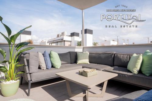 Casa adosada con ascensor en venta en el Molinar