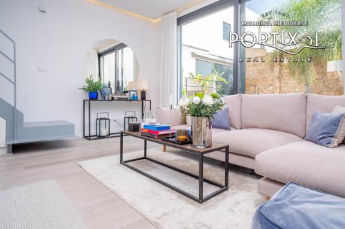 Casa adosada con ascensor en venta en el Molinar