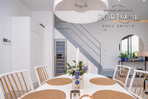 Casa adosada con ascensor en venta en el Molinar