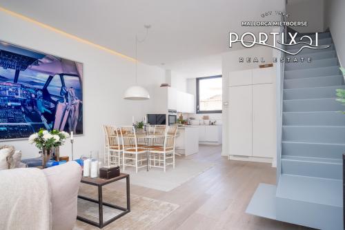 Casa adosada con ascensor en venta en el Molinar