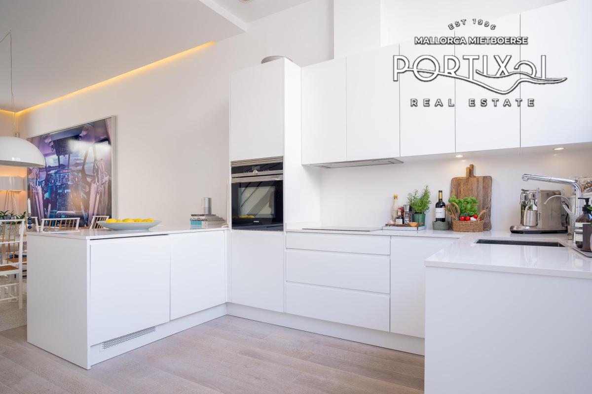 Casa adosada con ascensor en venta en el Molinar
