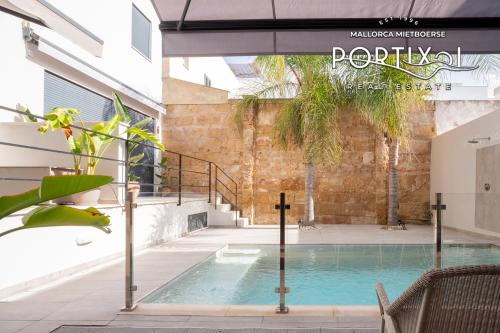 Casa adosada con ascensor en venta en el Molinar