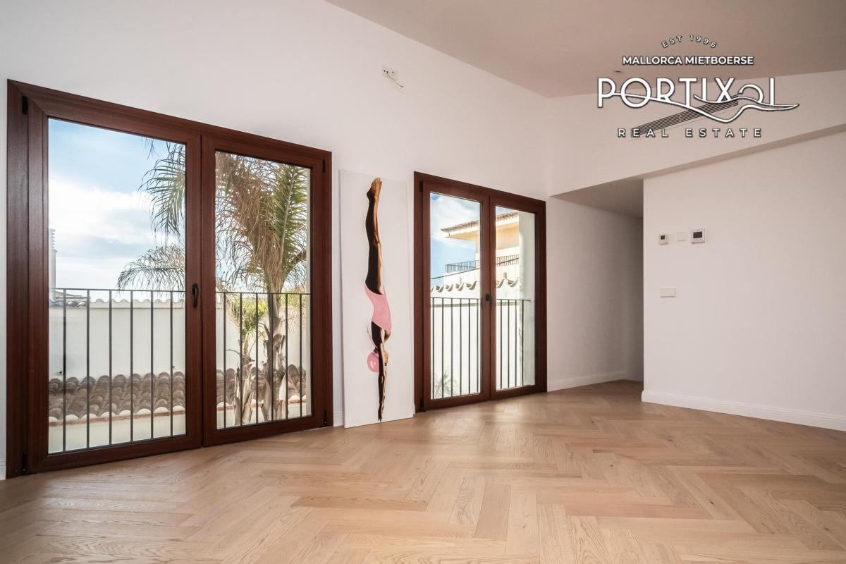 Chalet de ensueño en primera línea de mar en Ciudad Jardín