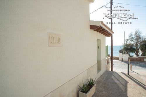 Chalet de ensueño en primera línea de mar en Ciudad Jardín