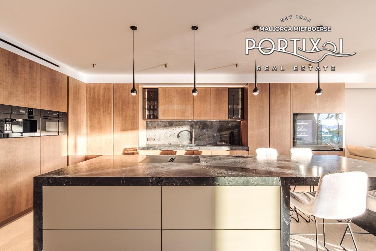 Lujoso apartamento en venta en el Portixol