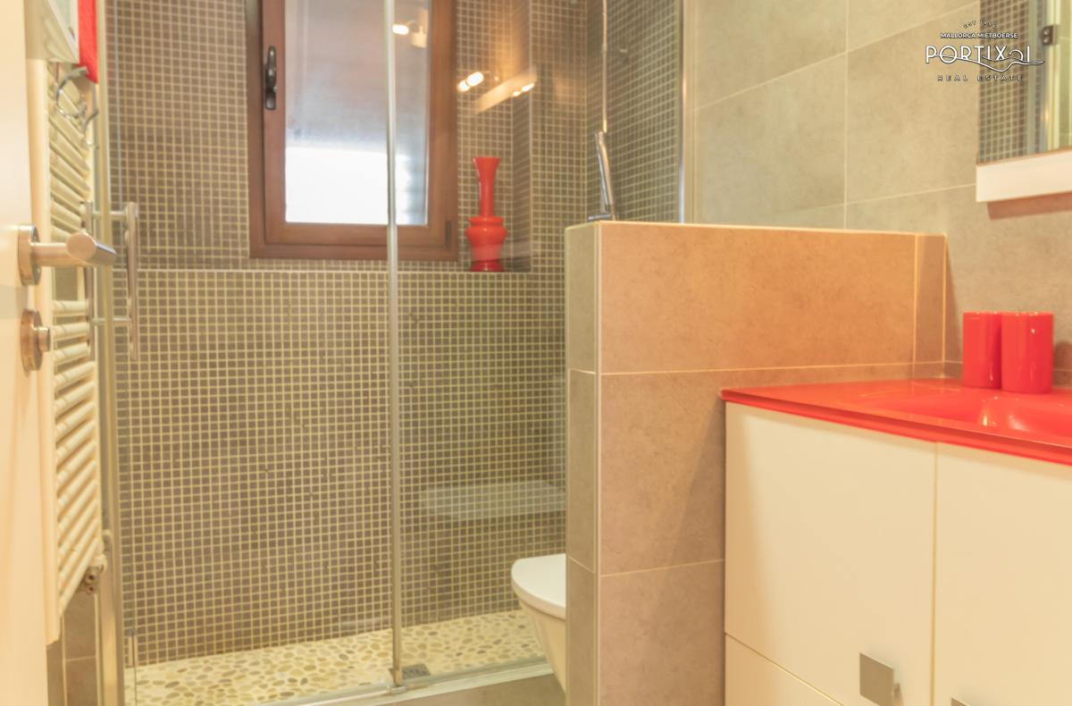 Espacioso chalet adosado en venta en el Molinar