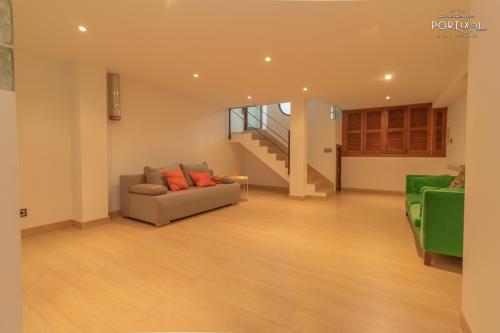 Espacioso chalet adosado en venta en el Molinar