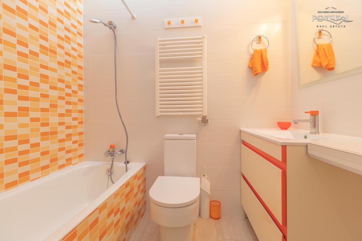 Espacioso chalet adosado en venta en el Molinar