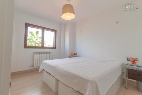 Espacioso chalet adosado en venta en el Molinar