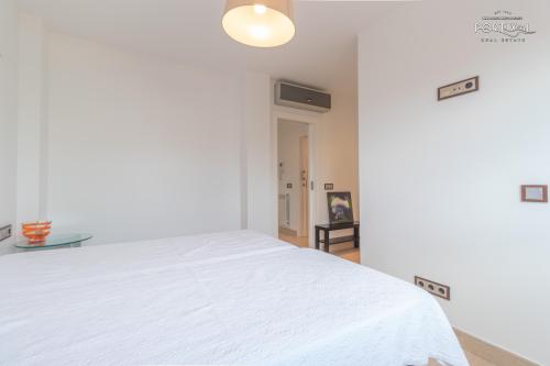 Espacioso chalet adosado en venta en el Molinar