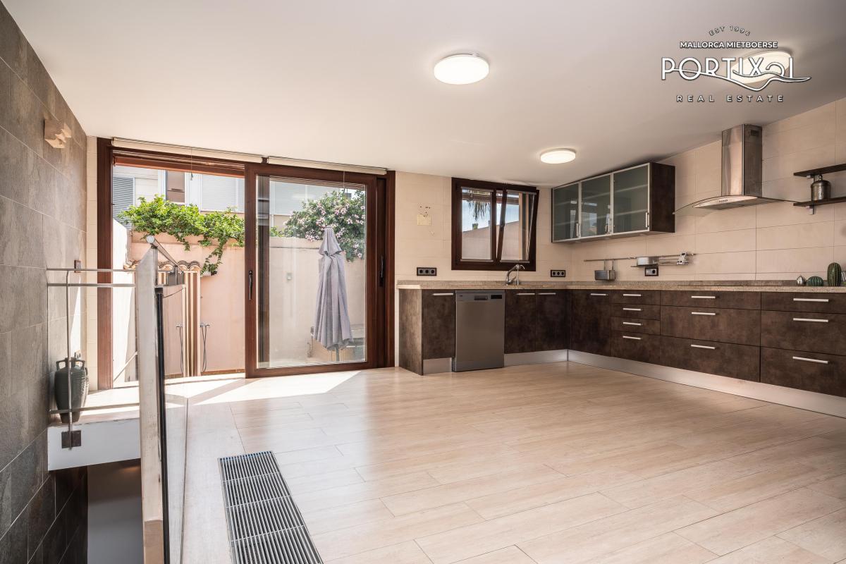 Espacioso chalet adosado en venta en el Molinar