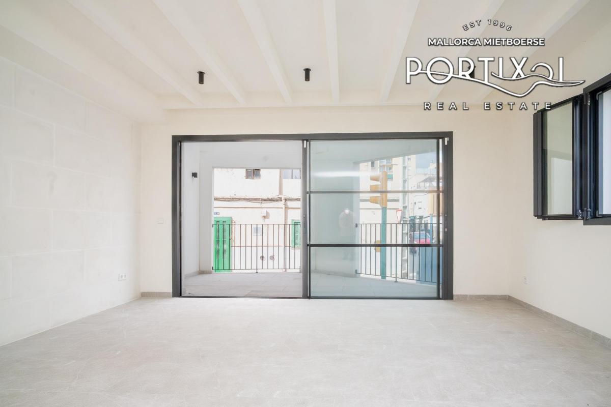 En venta casa adosada en Portixol