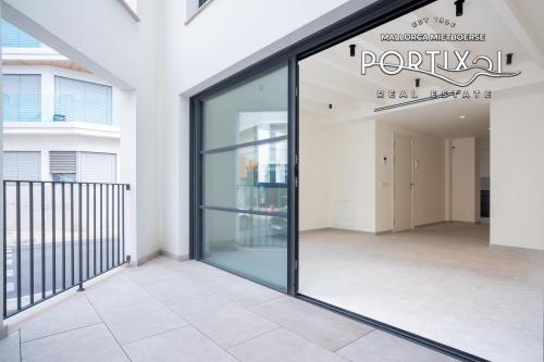 En venta casa adosada en Portixol