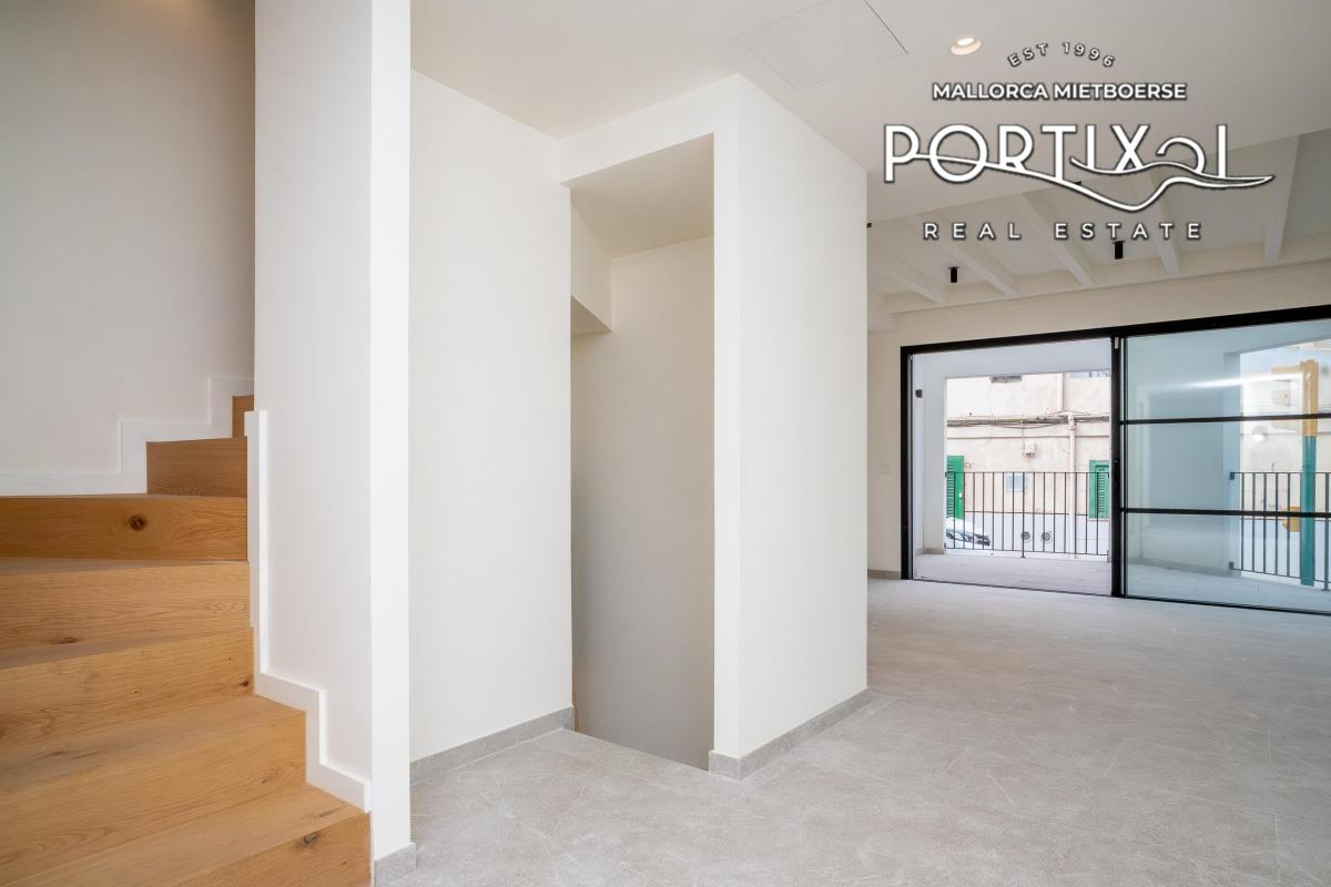 En venta casa adosada en Portixol