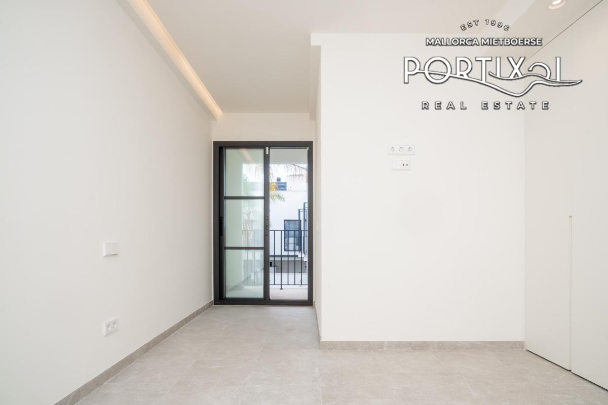 En venta casa adosada en Portixol