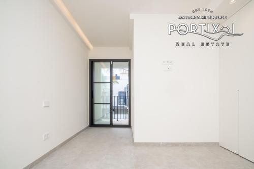 En venta casa adosada en Portixol