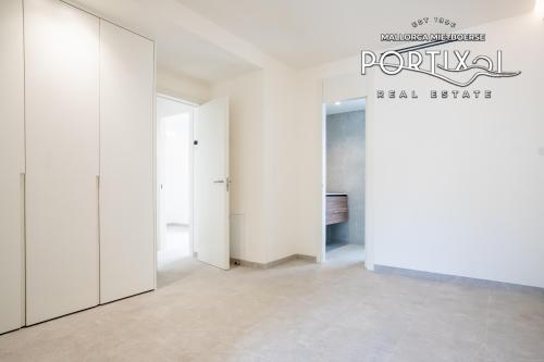 En venta casa adosada en Portixol
