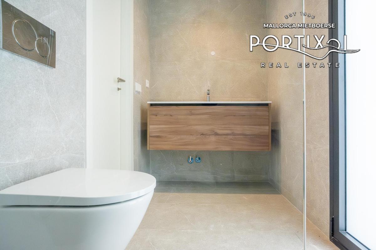 En venta casa adosada en Portixol
